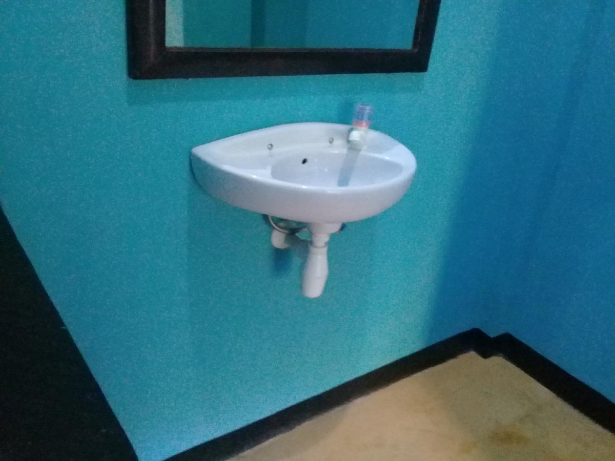 Breeze Hostel Kuta  ภายนอก รูปภาพ